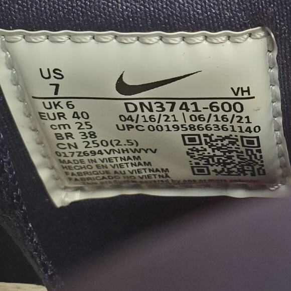 Nike Supreme x Dunk SB High By Any Means Red Navy Mens 7 / Womens 8.5 - Picture 3 of 14